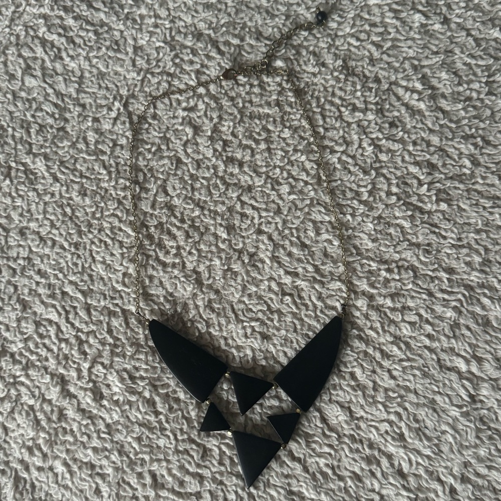 Black Geometric Statement Necklace!